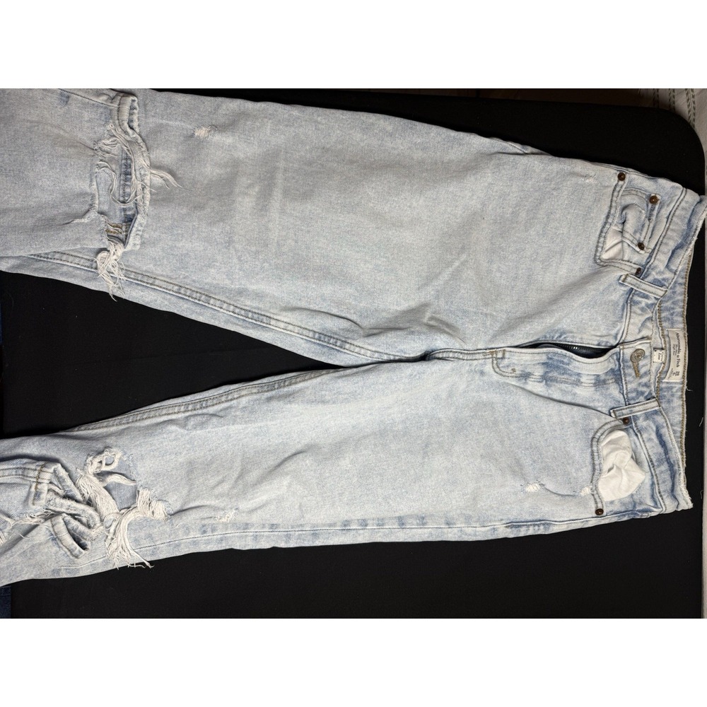 Abercrombie & Fitch Mom Jeans Womens 28 Light Wash High Rise Denim